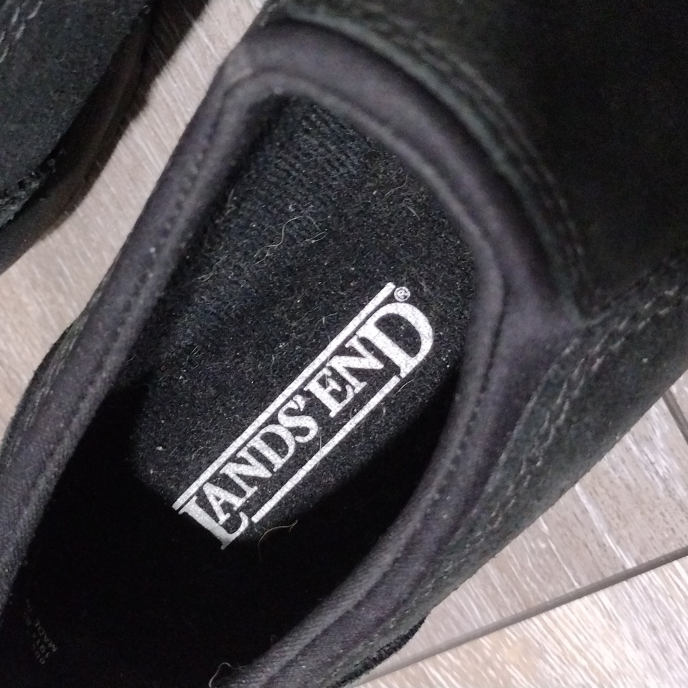 Lands End black suede loafers. Size 7B - Picture 2 of 11